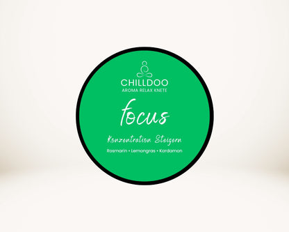 CHILLDOO Duftknete focus in grün mit Düften von Rosmarin, Lemongras und Kardamon.