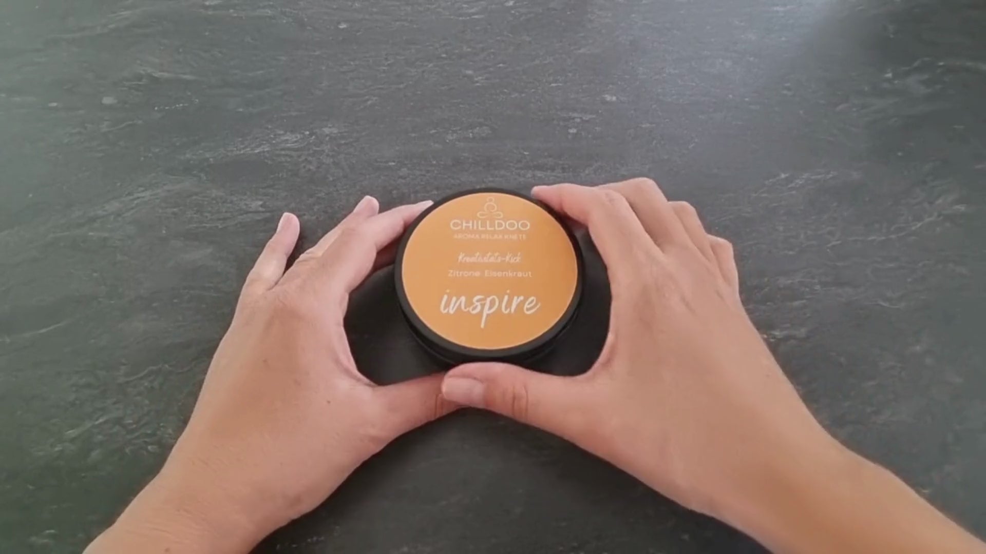 Laden Sie das Video: 